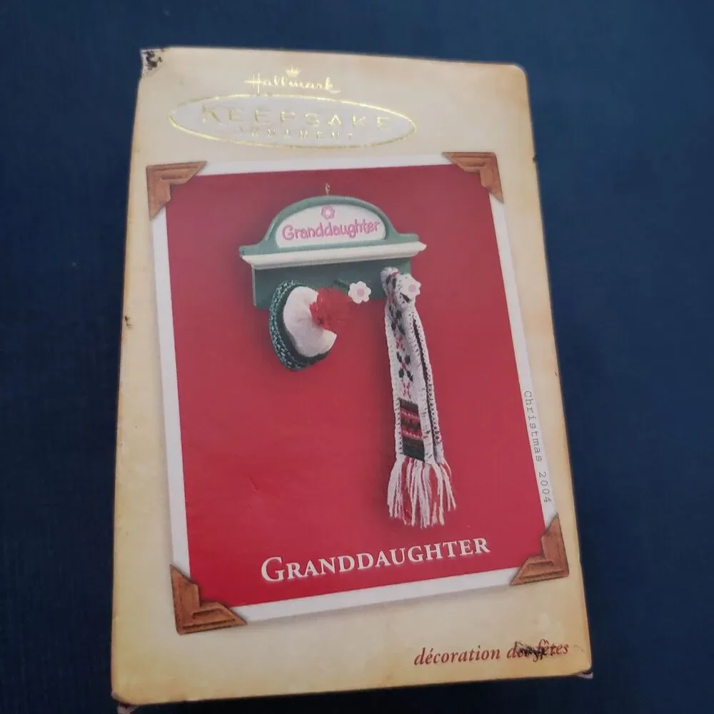 Hallmark 2004 Granddaughter Handcrafted/Fabric Ornament Christmas/Holidays